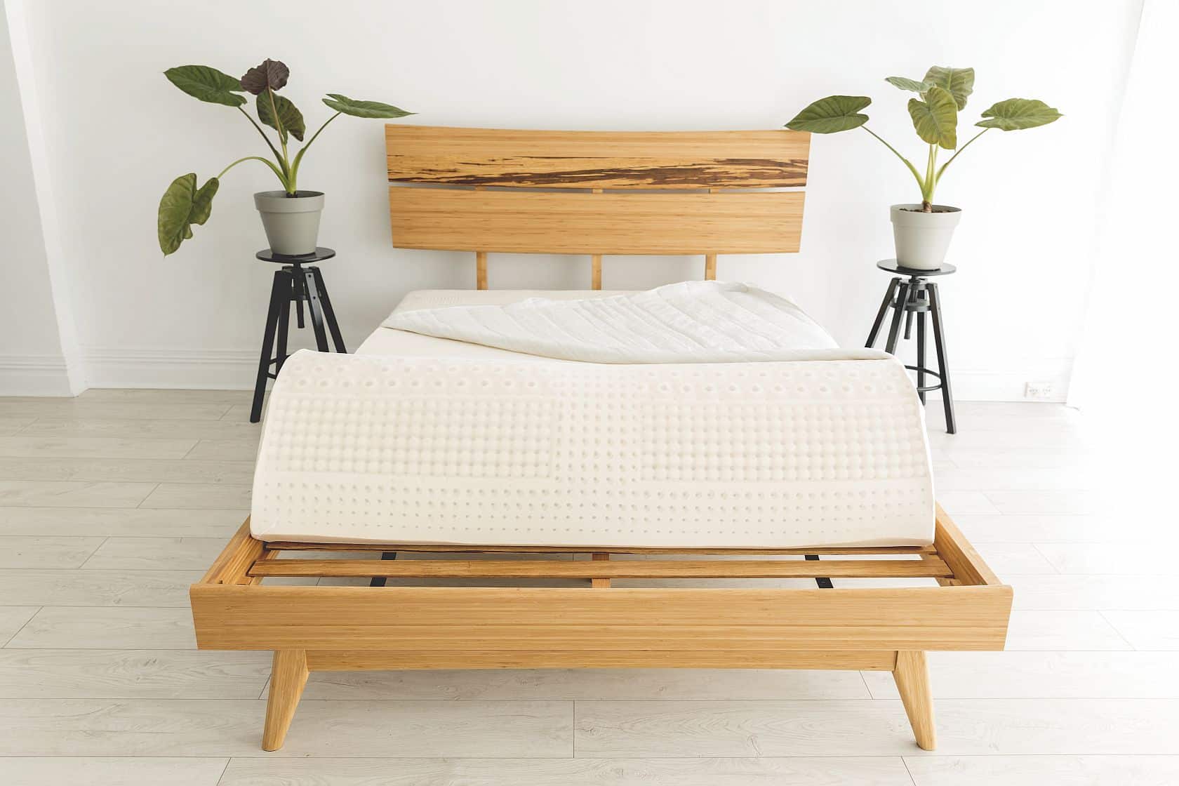 Zenna Double Latex Mattress - Image 2